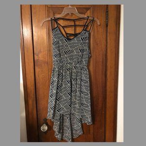 Womens Double Zero Sleeveless Multicolor dress with strappy back